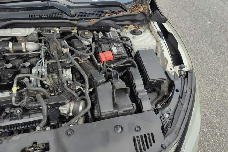 Used Honda Civic 2019 180TURBO CVT Shangqing Edition China VI Engine Bay Left