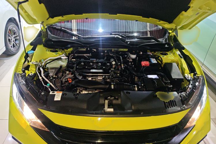 Used Honda Civic 2019 220TURBO CVT Dynamic Edition China VI Engine Bay