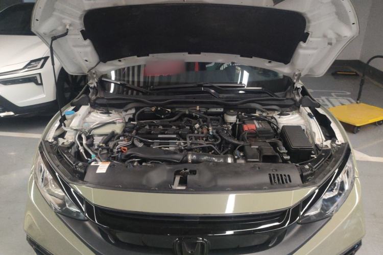 Used Honda Civic 2019 220TURBO Manual Jinkong Edition China VI Engine Bay