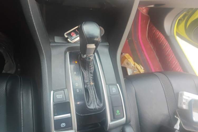 Used Honda Civic 2019 220TURBO CVT Power Edition China VI Emission Standard Gear Lever