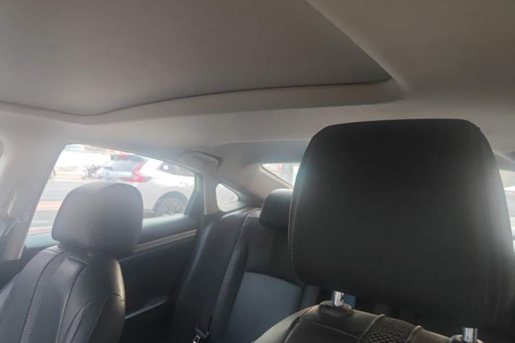 Used Honda Civic 2019 220TURBO CVT Power Edition China VI Emission Standard Headliner