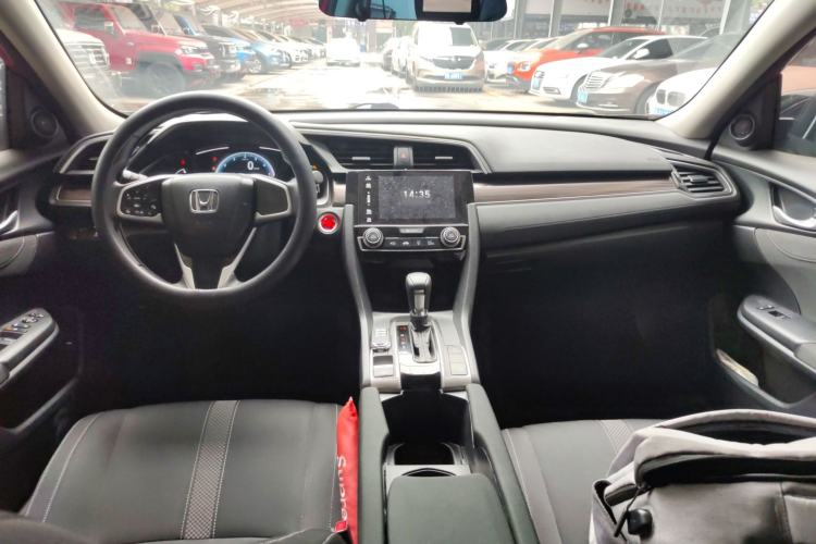 Used Honda Civic 2019 220TURBO CVT Dynamic Edition China VI Interior 2