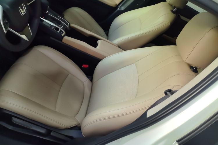 Used Honda Civic 2019 220TURBO CVT Dynamic Edition China VI Left Front Seat