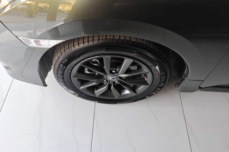Used Honda Civic 2019 220TURBO CVT Dynamic Edition China VI Left Front Wheel Hub