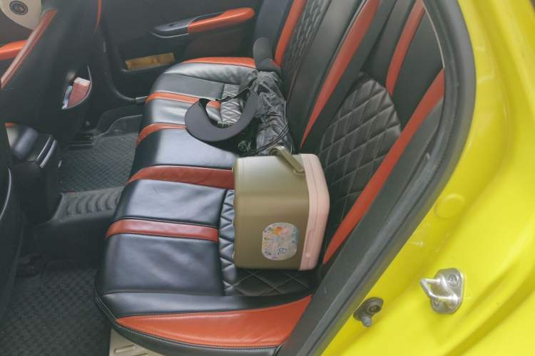 Used Honda Civic 2019 220TURBO CVT Dynamic Edition China VI Left Rear Seat