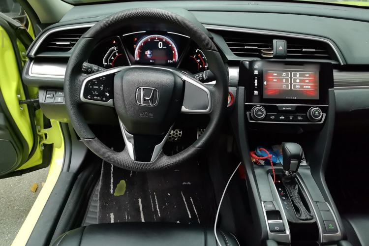 Used Honda Civic 2019 220TURBO CVT Dynamic Edition China V Emission Standard Steering Wheel