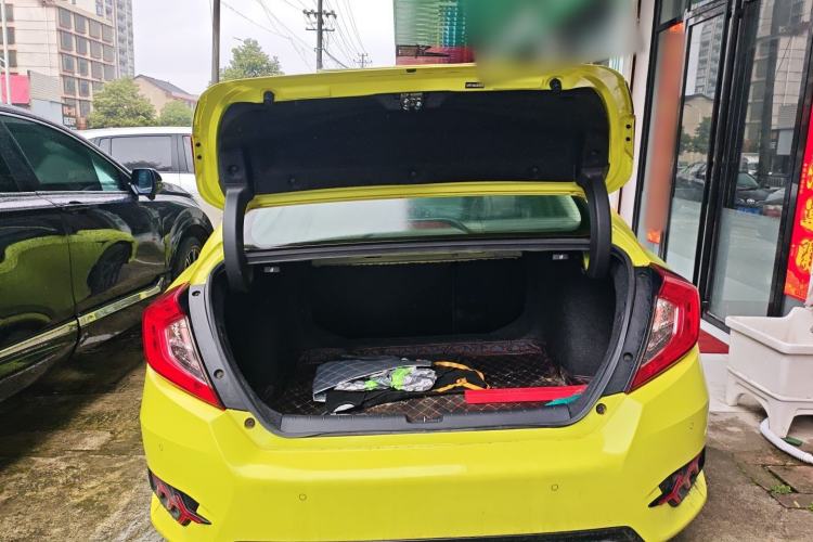 Used Honda Civic 2019 220TURBO CVT Dynamic Edition China V Trunk