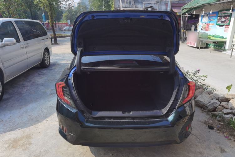 Used Honda Civic 2019 220TURBO CVT Power Edition China VI Emission Standard Trunk