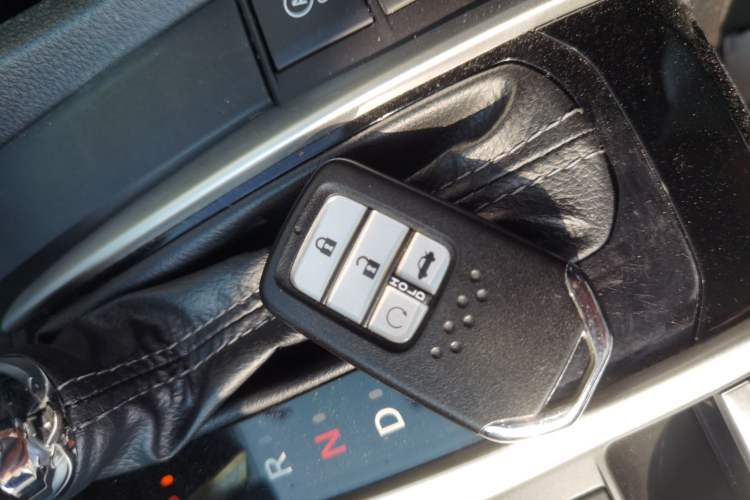 Used Honda Civic 2019 220TURBO CVT Power Edition China VI Emission Standard Vehicle Key