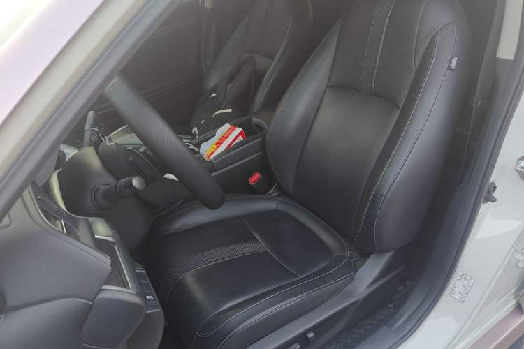 Used Honda Civic 2019 220TURBO CVT Power Edition China V Left Front Seat