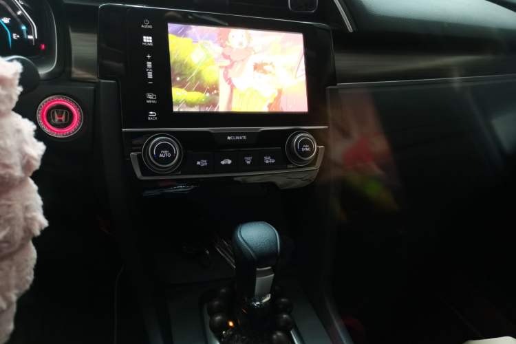 Used Honda Civic 2019 220TURBO CVT Dynamic Edition China VI Audio And AC Panel