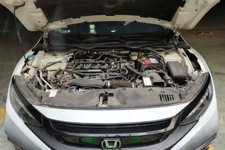 Used Honda Civic 2019 220TURBO CVT Dynamic Edition China VI Engine Bay