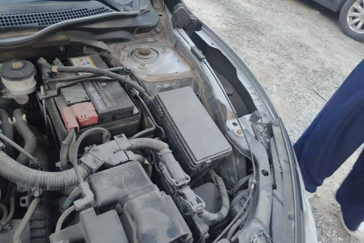 Used Honda Civic 2019 220TURBO CVT Dynamic Edition China VI Engine Bay Left