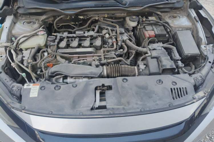 Used Honda Civic 2019 220TURBO CVT Dynamic Edition China VI Engine Bay
