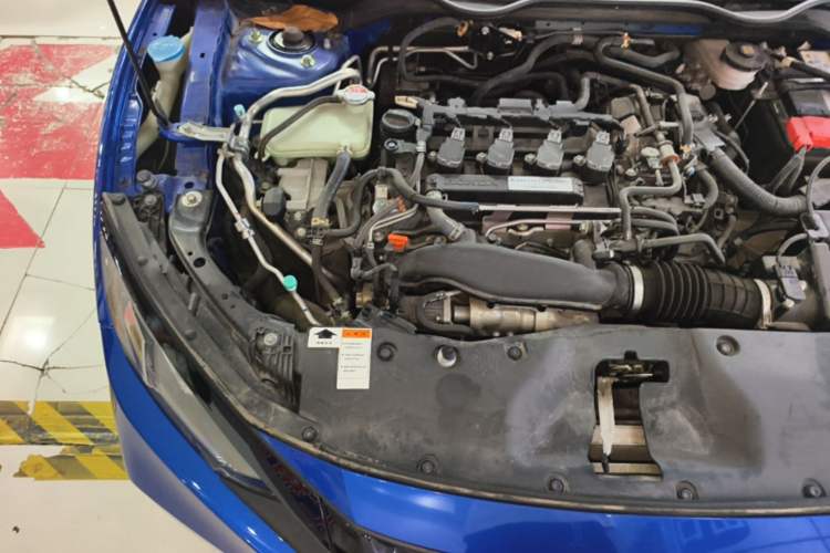 Used Honda Civic 2019 220TURBO CVT Dynamic Edition China VI Engine Bay Right