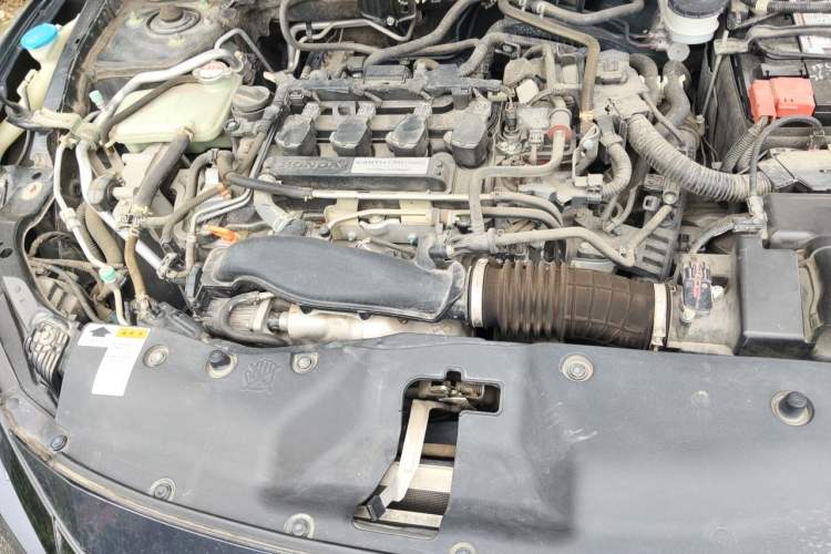 Used Honda Civic 2019 220TURBO CVT Dynamic Edition China VI Emission Standard Engine Bay Right