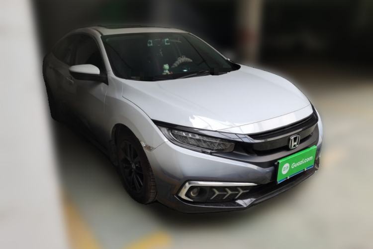 Used Honda Civic 2019 220TURBO CVT Dynamic Edition China VI Front Right 45 Deg