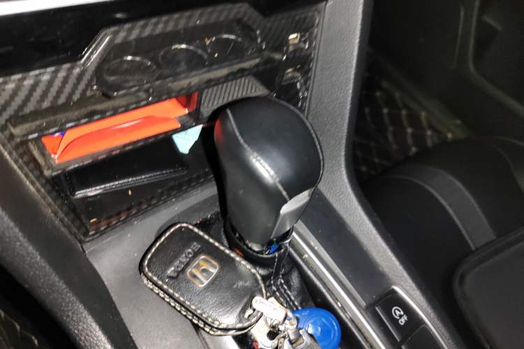 Used Honda Civic 2019 220TURBO CVT Power Edition China VI Emission Standard Gear Lever