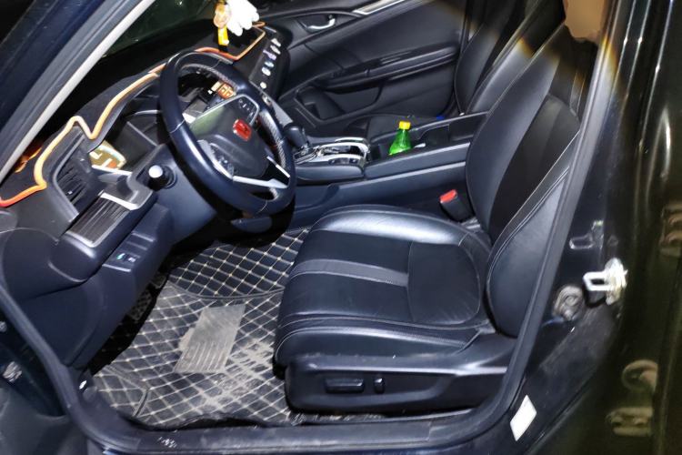 Used Honda Civic 2019 220TURBO CVT Power Edition China VI Emission Standard Left Front Seat