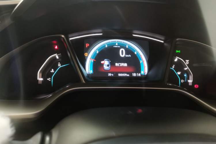 Used Honda Civic 2019 220TURBO CVT Dynamic Edition China VI Odometer Close Up