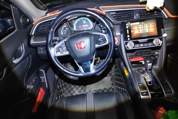 Used Honda Civic 2019 220TURBO CVT Power Edition China VI Emission Standard Steering Wheel