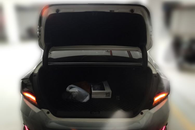 Used Honda Civic 2019 220TURBO CVT Dynamic Edition China VI Trunk