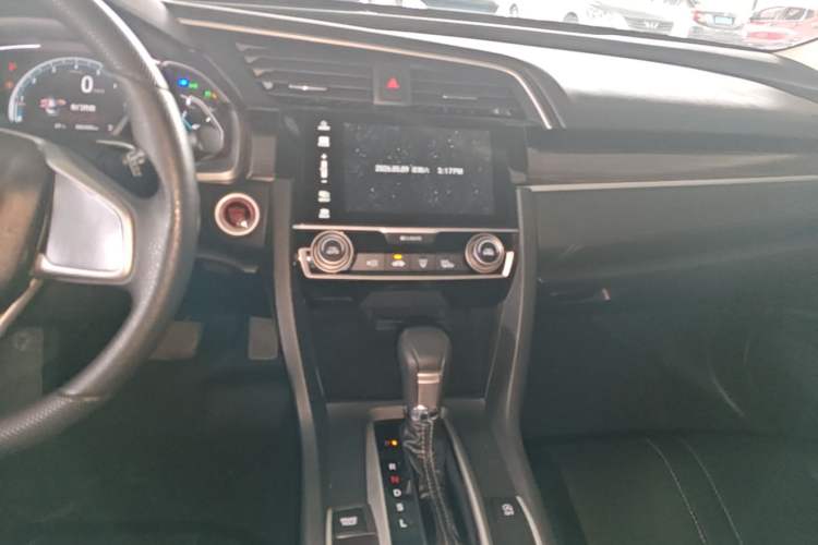 Used Honda Civic 2019 220TURBO CVT Dynamic Edition China VI Audio And AC Panel