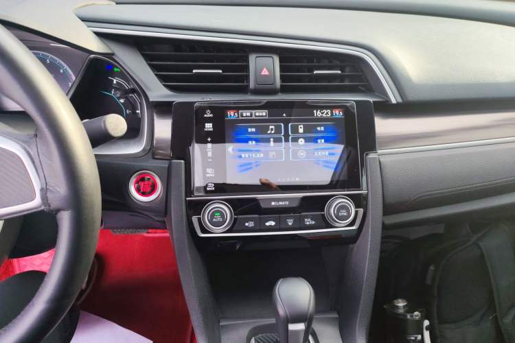 Used Honda Civic 2019 220TURBO CVT Dynamic Edition China VI Audio And AC Panel