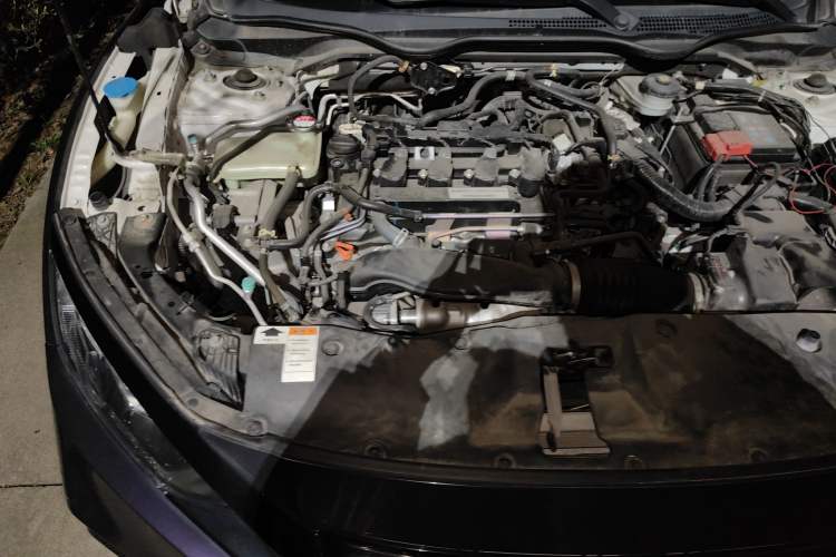 Used Honda Civic 2019 220TURBO CVT Dynamic Edition China VI Engine Bay Right