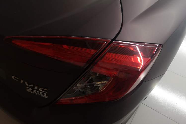 Used Honda Civic 2019 220TURBO CVT Dynamic Edition China VI Exterior 3