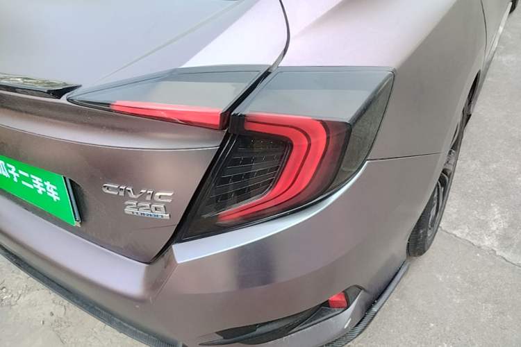 Used Honda Civic 2019 220TURBO CVT Dynamic Edition China VI Emission Standard Exterior 3