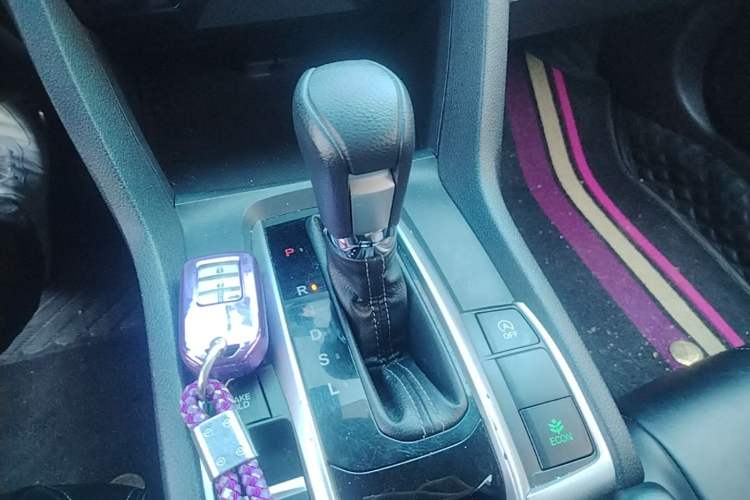 Used Honda Civic 2019 220TURBO CVT Dynamic Edition China VI Emission Standard Gear Lever