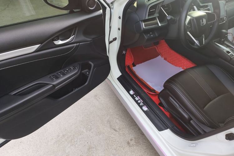 Used Honda Civic 2019 220TURBO CVT Dynamic Edition China VI Interior 3