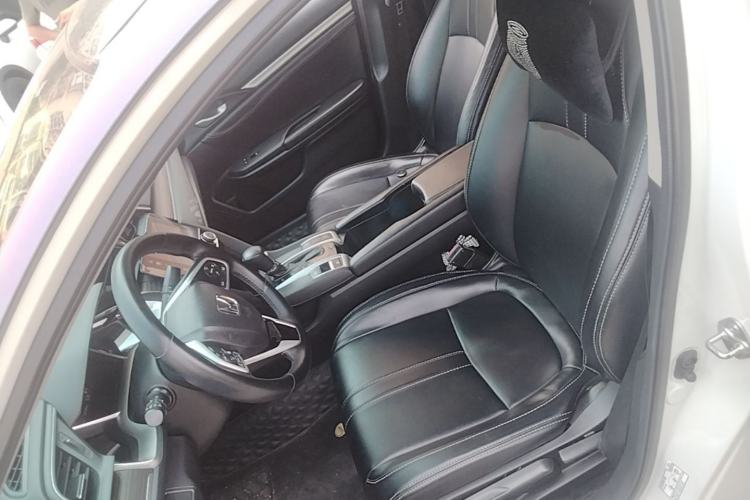 Used Honda Civic 2019 220TURBO CVT Dynamic Edition China VI Emission Standard Left Front Seat