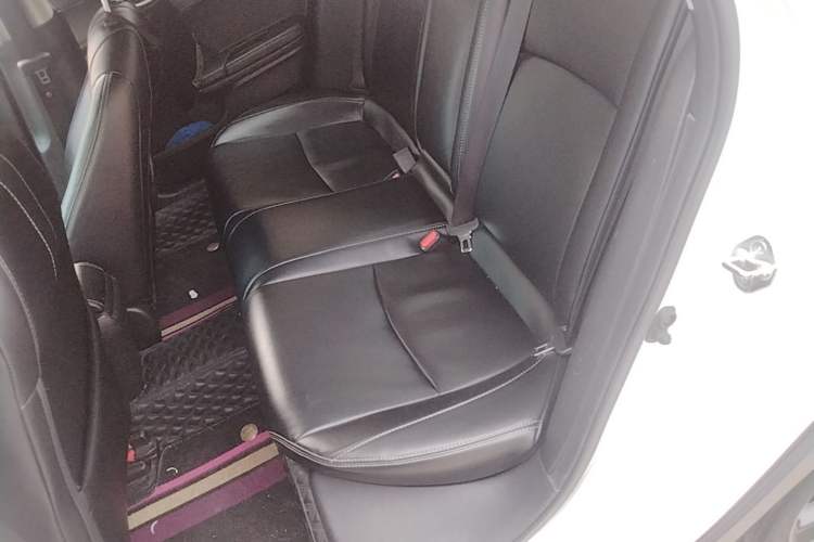 Used Honda Civic 2019 220TURBO CVT Dynamic Edition China VI Emission Standard Left Rear Seat