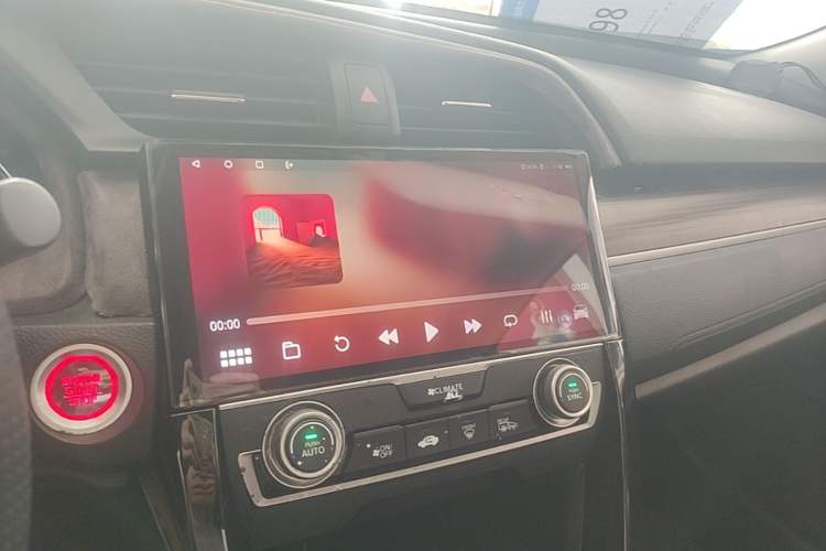 Used Honda Civic 2019 220TURBO CVT Dynamic Edition China VI Emission Standard Audio And AC Panel