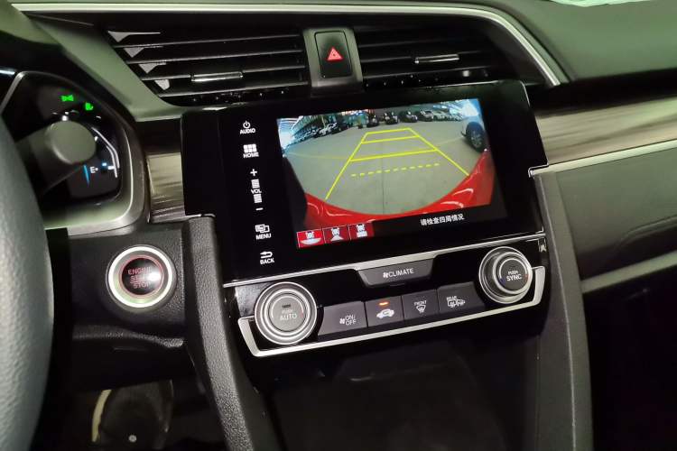 Used Honda Civic 2019 220TURBO CVT Dynamic Edition China VI Audio And AC Panel