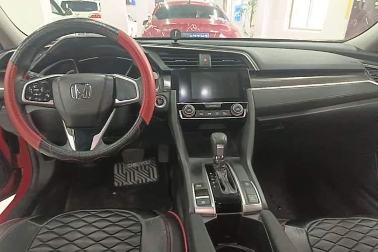 Used Honda Civic 2019 220TURBO CVT Dynamic Edition China VI Audio And AC Panel