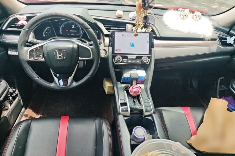 Used Honda Civic 2019 220TURBO CVT Dynamic Edition China V Center Console