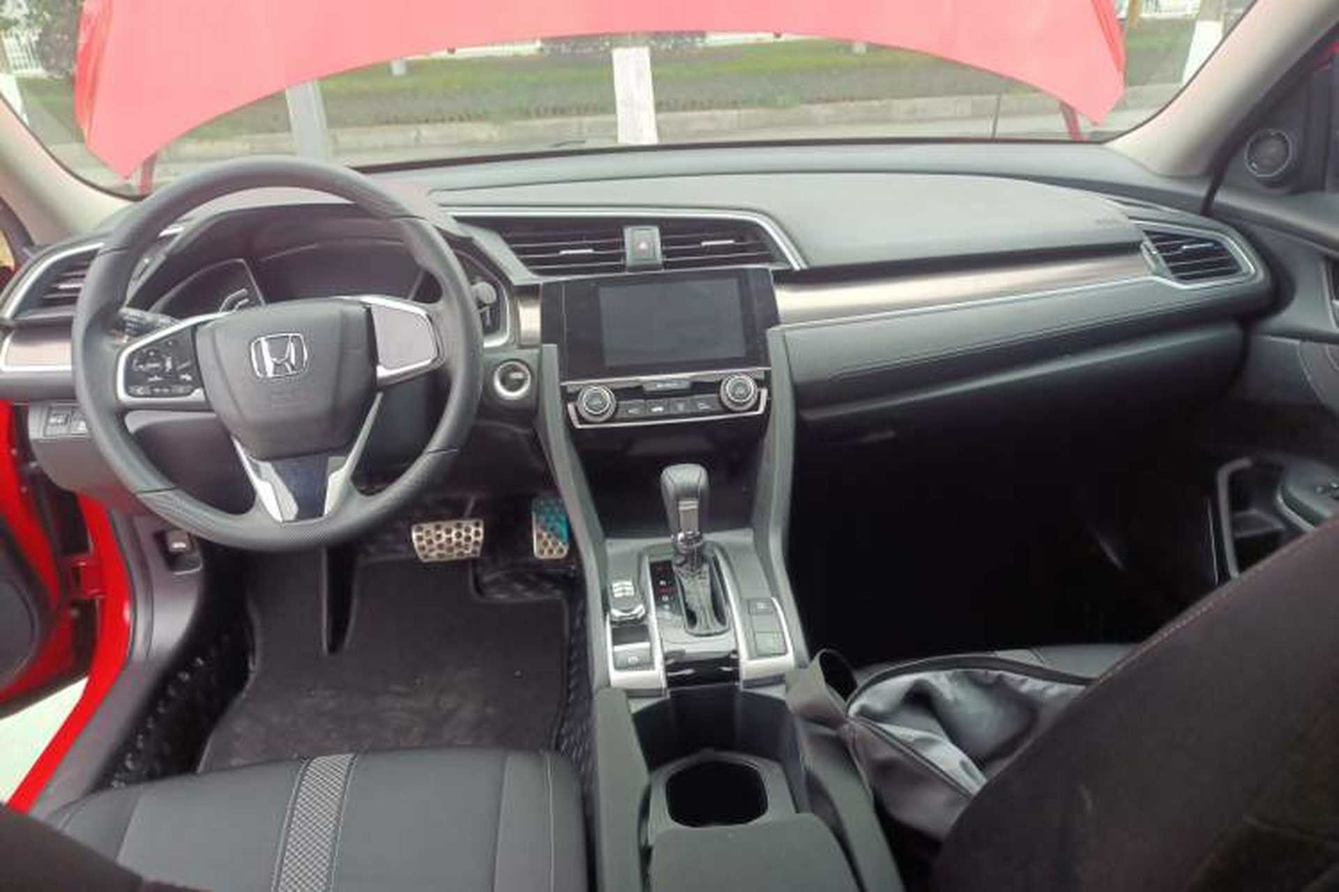Used Honda Civic 2019 220TURBO CVT Dynamic Edition China VI Emission Standard Center Console
