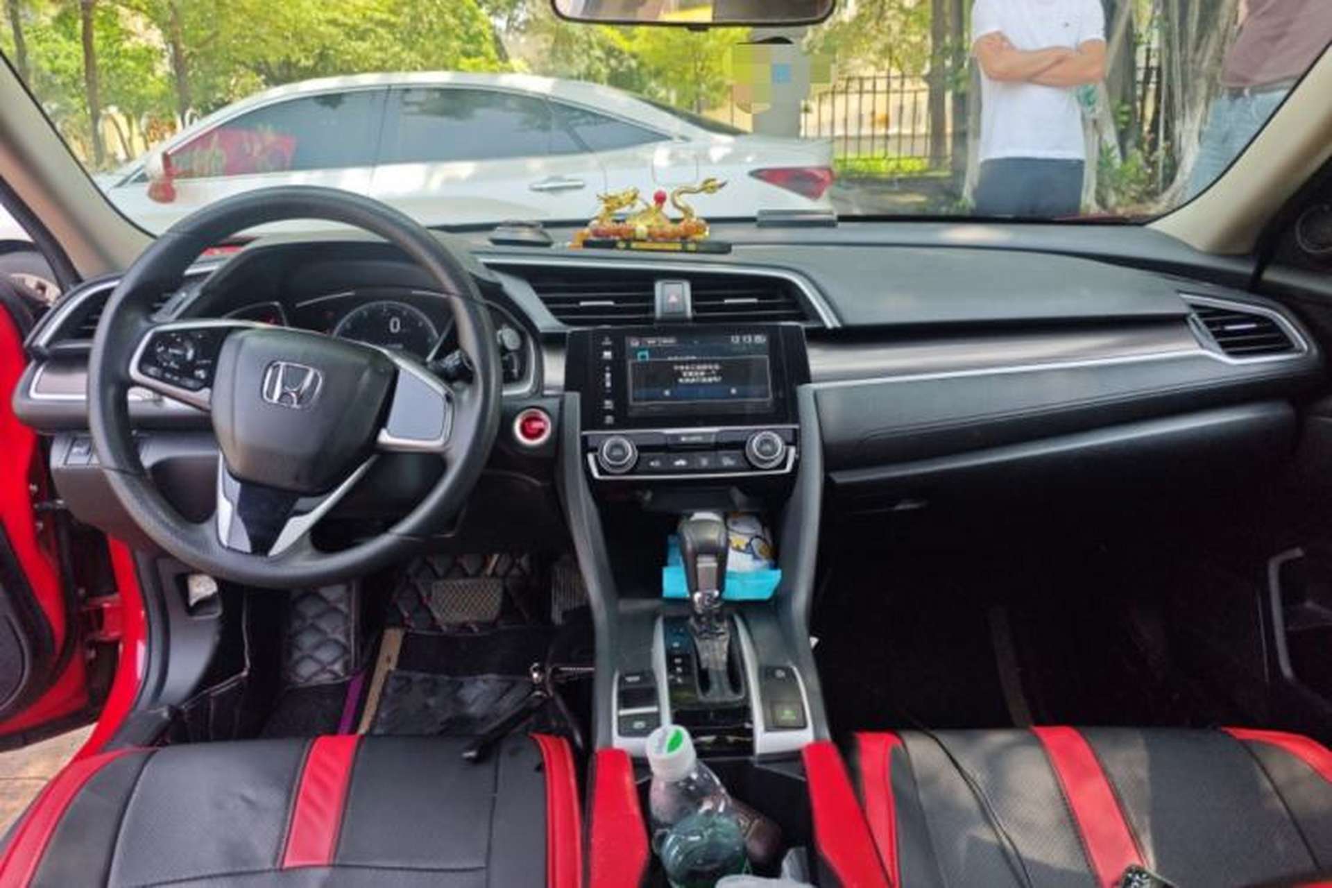 Used Honda Civic 2019 220TURBO CVT Dynamic Edition China VI Center Console