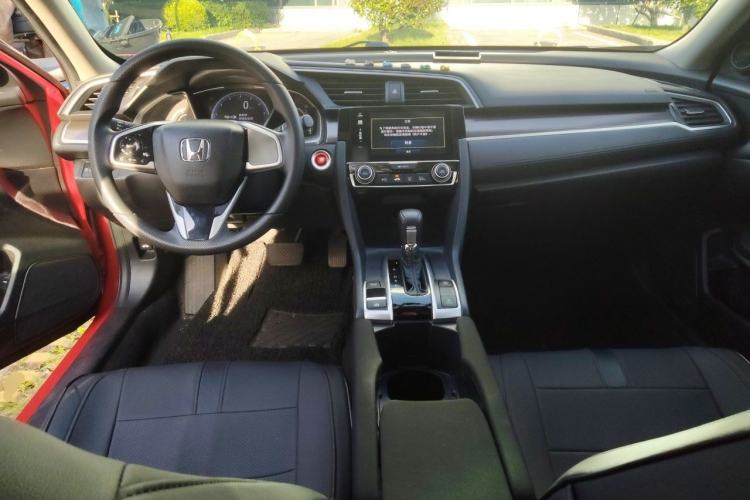 Used Honda Civic 2019 220TURBO CVT Dynamic Edition China V Center Console