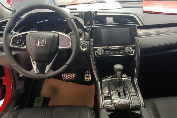 Used Honda Civic 2019 220TURBO CVT Dynamic Edition China VI Emission Standard Center Console