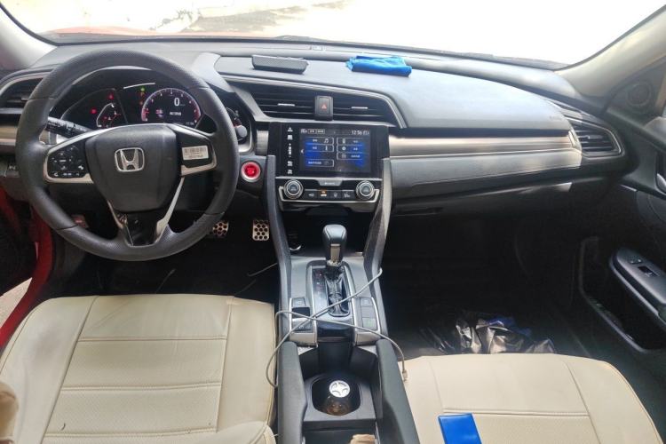 Used Honda Civic 2019 220TURBO CVT Dynamic Edition China VI Emission Standard Center Console
