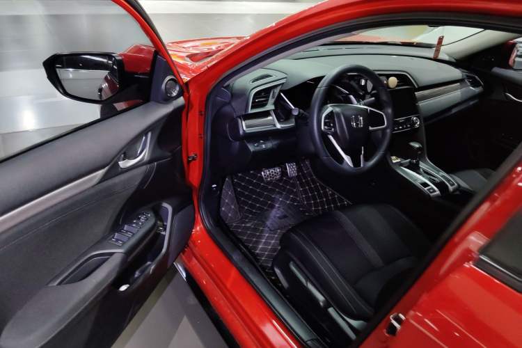 Used Honda Civic 2019 220TURBO CVT Dynamic Edition China VI Emission Standard Driver Seat