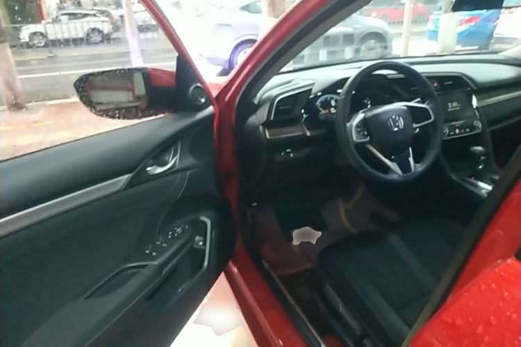 Used Honda Civic 2019 220TURBO CVT Dynamic Edition China VI Driver Seat