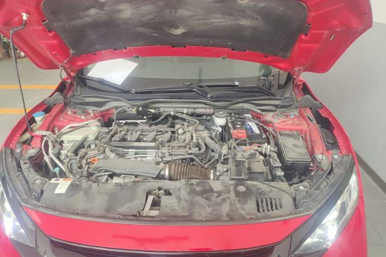 Used Honda Civic 2019 220TURBO CVT Dynamic Edition China VI Emission Standard Engine Bay