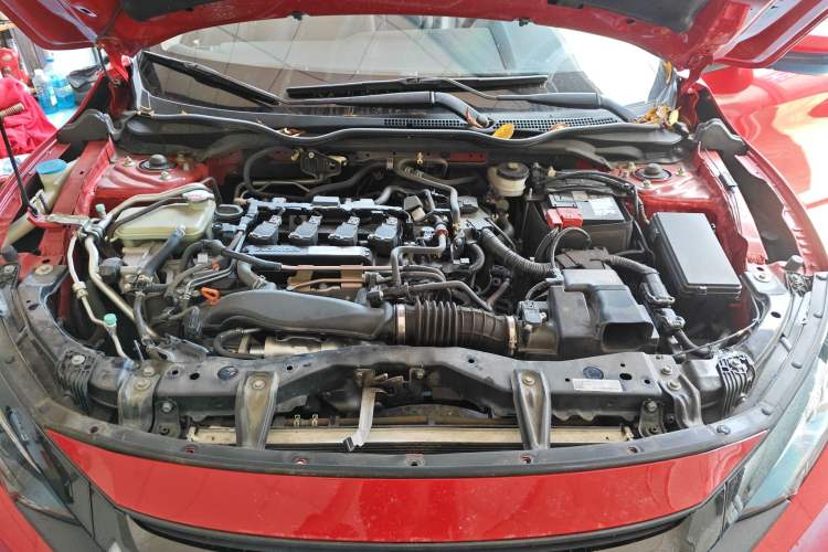 Used Honda Civic 2019 220TURBO CVT Power Edition China VI Emission Standard Engine Bay