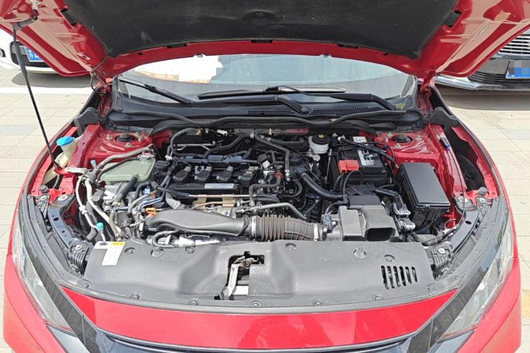 Used Honda Civic 2019 220TURBO CVT Dynamic Edition China VI Engine Bay