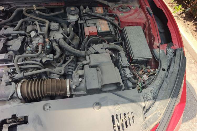 Used Honda Civic 2019 220TURBO CVT Dynamic Edition China VI Emission Standard Engine Bay Left